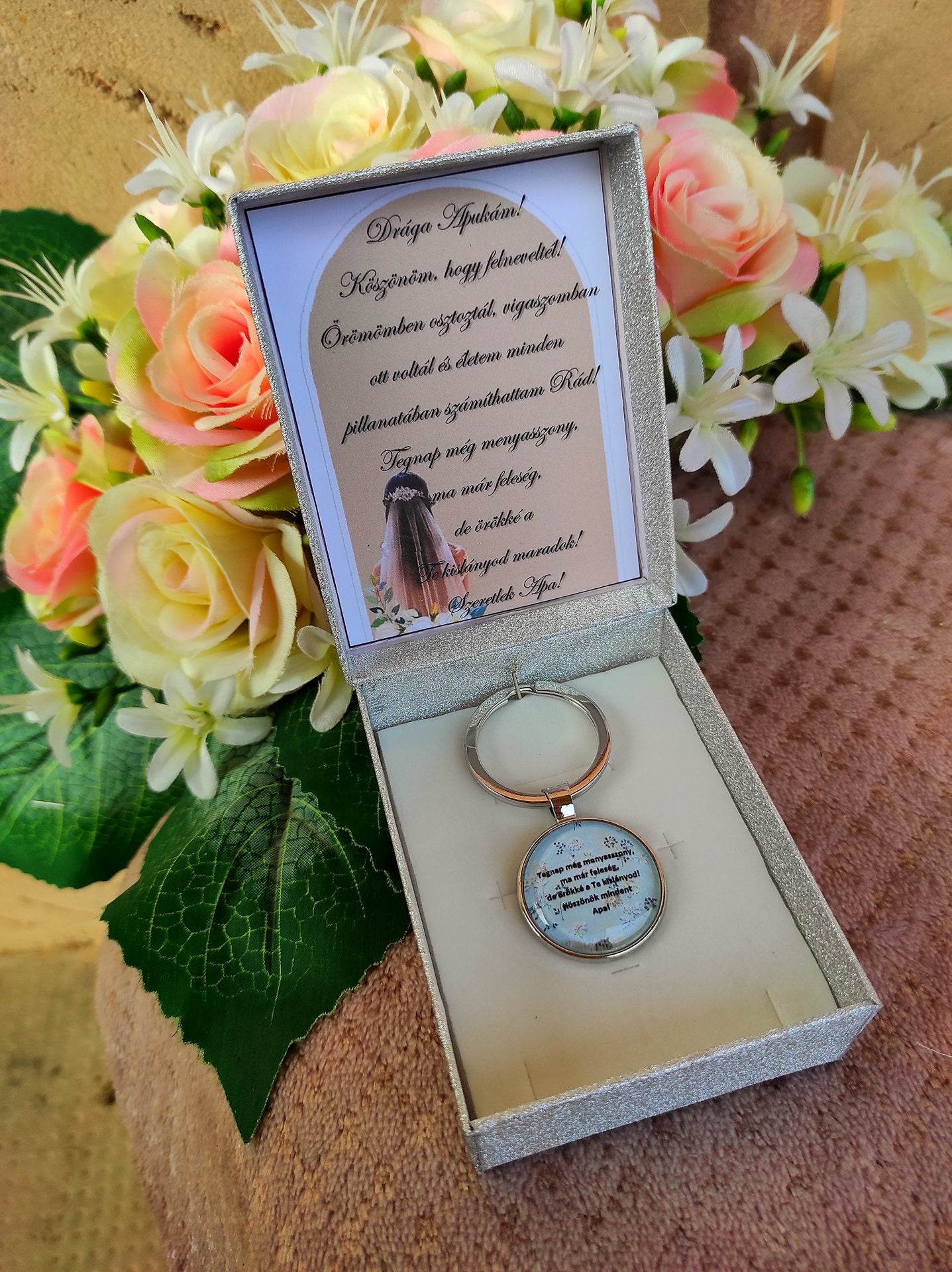 Örömapa - menyasszony - ajándék